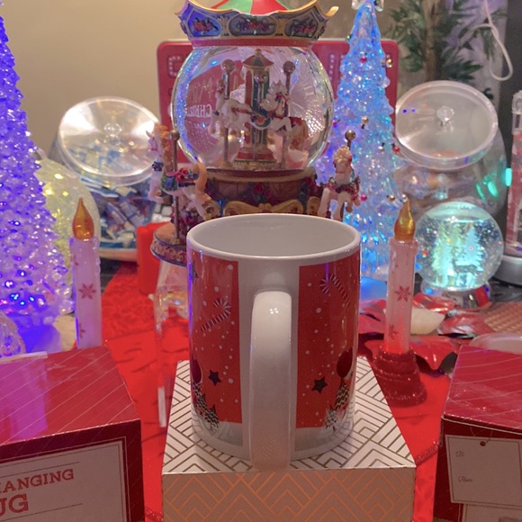 Christmas Winter Color Changing Mug - Picture 5 of 7